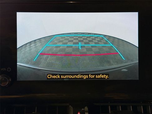 Used 2025 Toyota Corolla Cross LE image 15