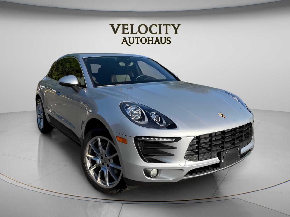Used 2018 Porsche Macan S AWD/4WD image 1