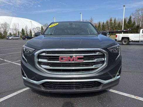 Used 2019 GMC Terrain SLE image 2