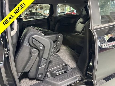 Used 2023 Honda Odyssey EX-L image 24