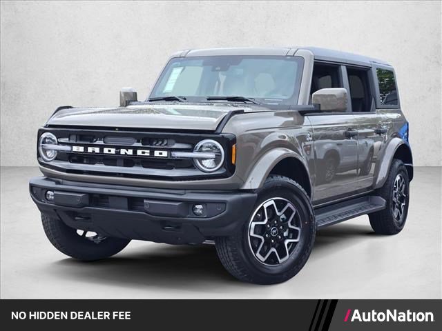 New 2026 Ford Bronco Outer Banks AWD/4WD image 1