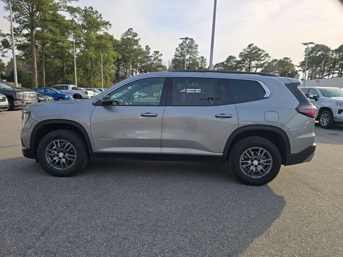 Used 2025 GMC Acadia Elevation image 6