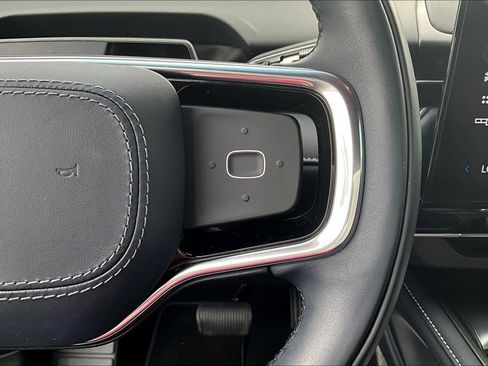 Used 2024 Lincoln Nautilus Reserve image 18