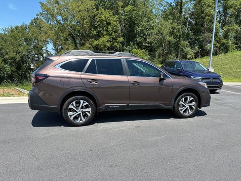 Used 2020 Subaru Outback Limited w/ Popular Package #2 AWD/4WD image 8