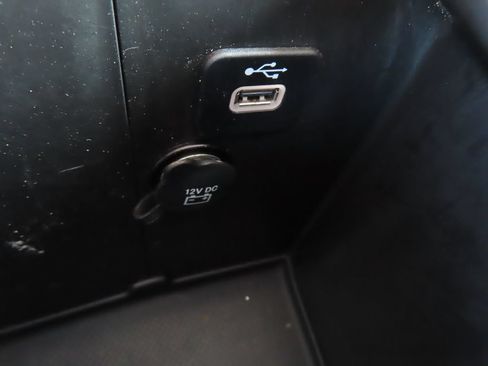 Used 2017 Jeep Wrangler Sport w/ Quick Order Package 24S AWD/4WD image 5