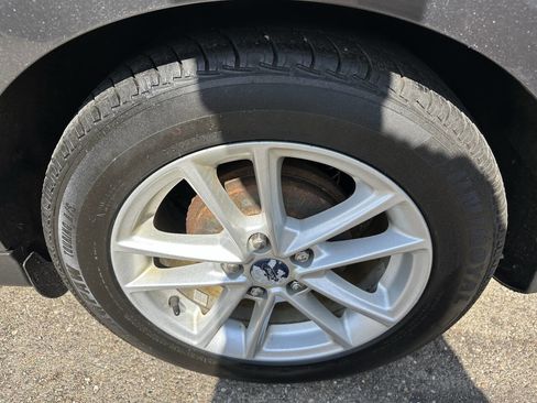 Used 2016 Ford Focus SE image 29