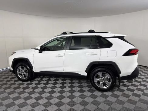 Used 2025 Toyota RAV4 XLE w/ Convenience Package AWD/4WD image 7
