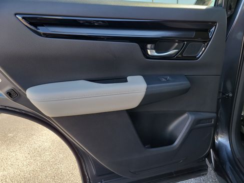 Used 2024 Honda CR-V EX-L image 10