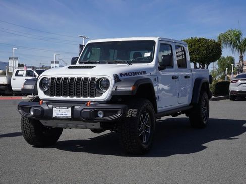 New 2026 Jeep Gladiator Mojave image 7