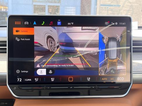 New 2025 Volkswagen ID. Buzz 1st Edition image 12