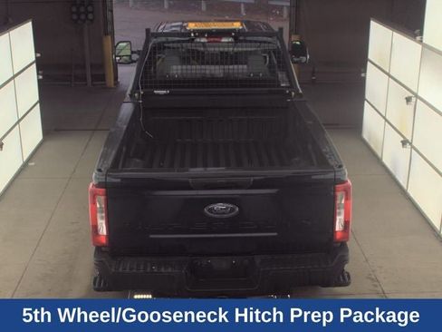 Used 2023 Ford F250 XL image 8