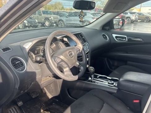 Used 2020 Nissan Pathfinder SV AWD/4WD image 6