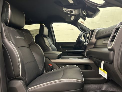 New 2026 RAM 4500 Tradesman w/ Laramie Trim Package image 10