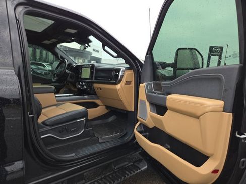 Used 2024 Ford F250 Lariat w/ Lariat Ultimate Package image 14