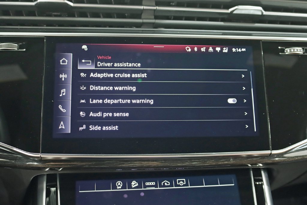 Used 2023 Audi Q7 3.0T Premium w/ Convenience Package AWD/4WD image 23