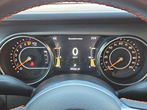 Used 2023 Jeep Gladiator Mojave image 31