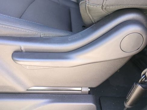 Certified 2025 Chevrolet Silverado 1500 W/T image 20