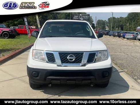 Used 2010 Nissan Frontier XE w/ XE Preferred Pkg RWD image 2