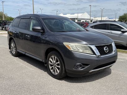 Used 2014 Nissan Pathfinder S