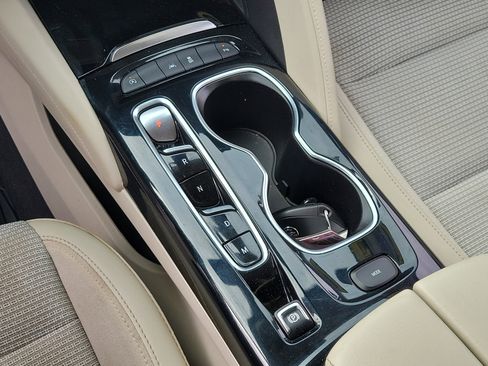 Used 2022 Buick Envision Preferred w/ Safety Package FWD image 28