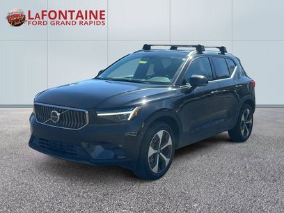 Used 2024 Volvo XC40 B5 Plus