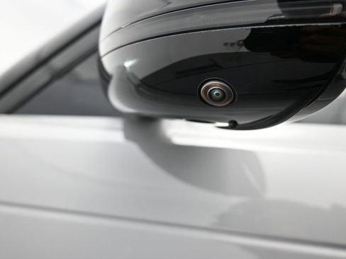 Used 2025 Land Rover Range Rover Sport SV Edition Two image 52