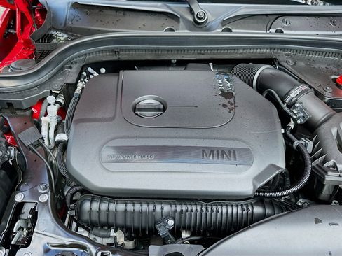 Certified 2024 MINI Cooper S image 32