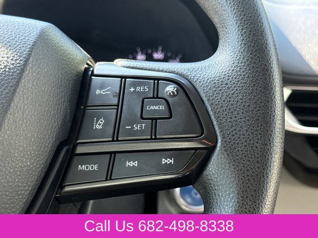Used 2023 Toyota Sienna LE FWD image 27