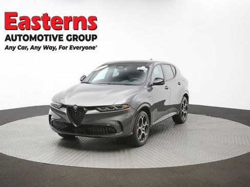 Used 2024 Alfa Romeo Tonale Veloce w/ Active Assist Package AWD/4WD image 52