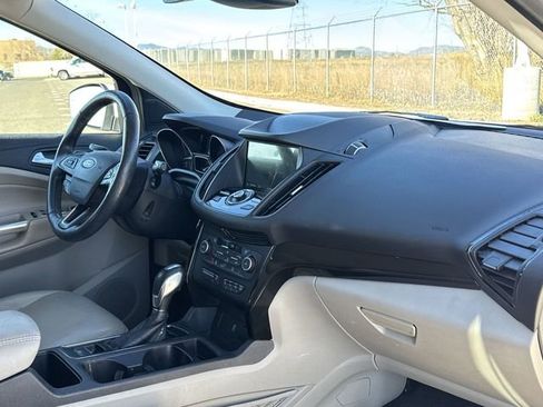 Used 2019 Ford Escape Titanium image 26