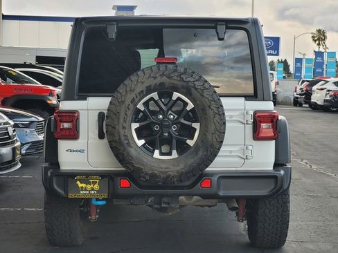 Certified 2025 Jeep Wrangler Unlimited Rubicon 4xe AWD/4WD image 5