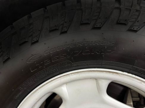 Used 2023 Chevrolet Silverado 2500 W/T w/ WT Convenience Package AWD/4WD image 48
