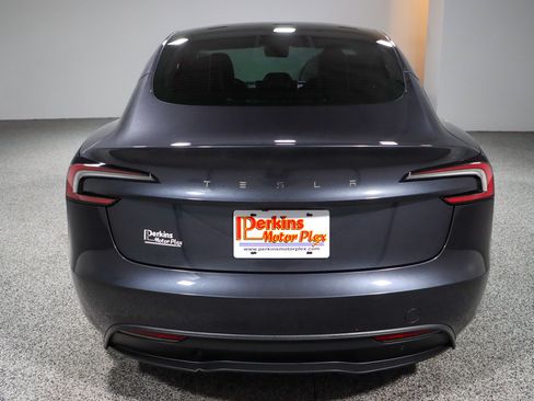 Used 2025 Tesla Model 3 Long Range RWD image 8