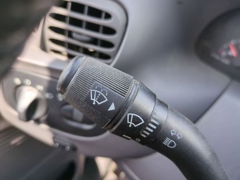 Used 2001 Ford F150 Lariat AWD/4WD image 25