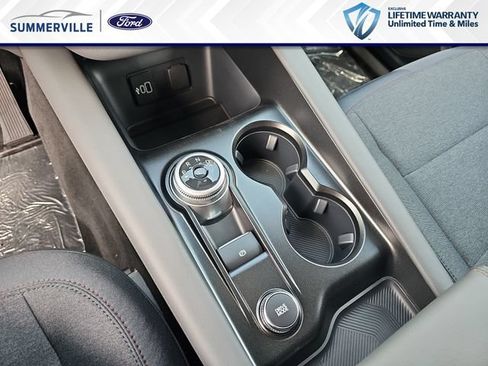 New 2026 Ford Explorer Active RWD image 30