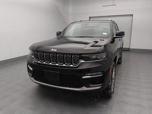 Used 2022 Jeep Grand Cherokee Summit w/ Advanced Protech Group IV image 15