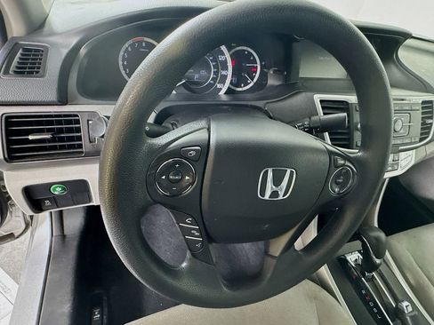 Used 2013 Honda Accord LX image 11