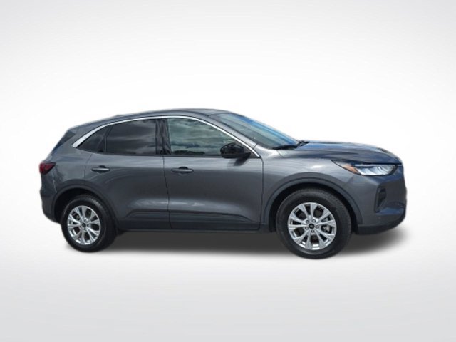 Used 2023 Ford Escape Active AWD/4WD image 1