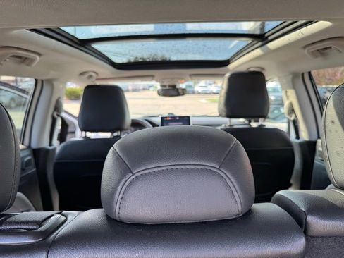 Used 2022 Jeep Compass Limited w/ Sun and Sound Group image 34