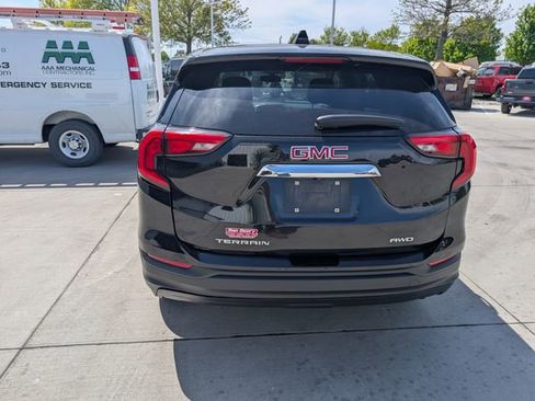 Used 2018 GMC Terrain SLE AWD/4WD image 11