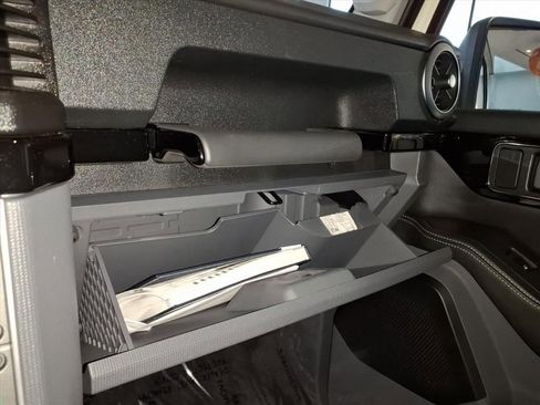 Used 2024 INEOS Grenadier Fieldmaster Edition image 24