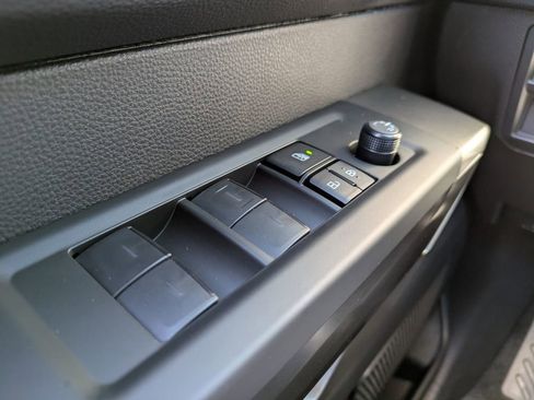 New 2026 Toyota Tundra SR5 w/ SR5 Convenience Package image 21