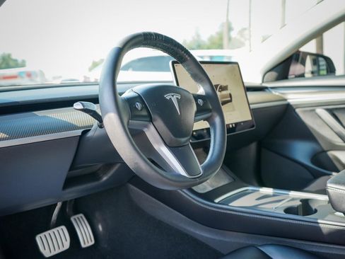 Used 2022 Tesla Model 3 Performance AWD/4WD image 10