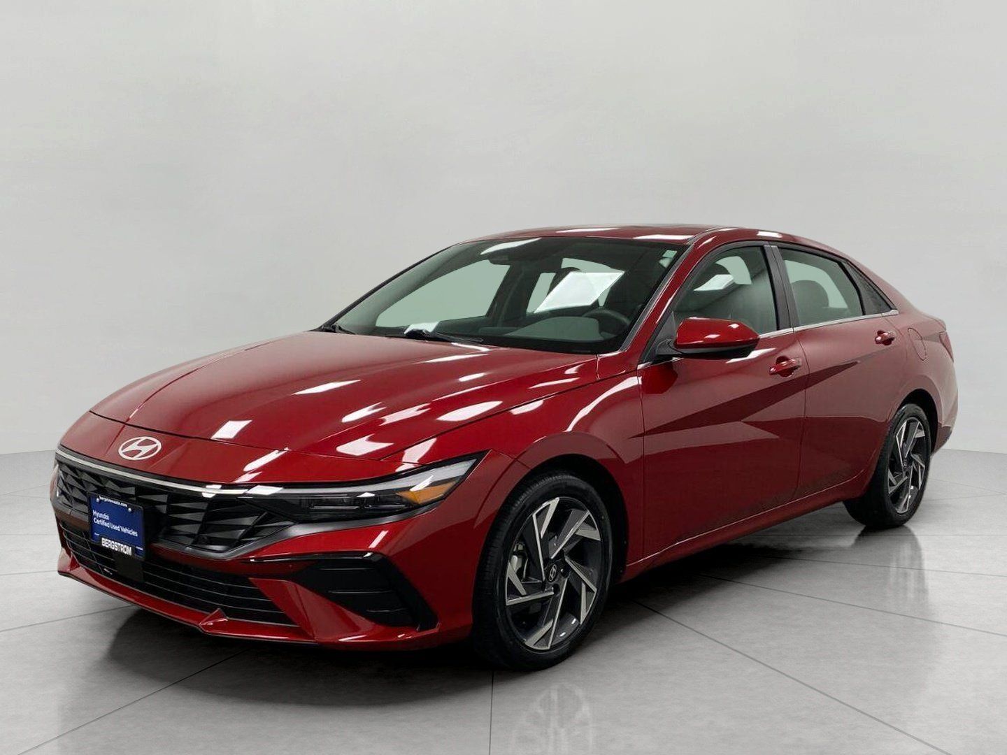 Certified 2025 Hyundai Elantra SEL FWD image 8