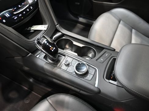 Used 2025 Cadillac XT5 Premium Luxury image 19