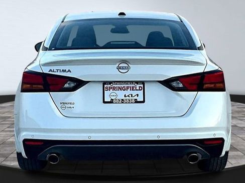 New 2026 Nissan Altima 2.5 SV image 4
