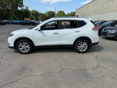 Used 2016 Nissan Rogue SV