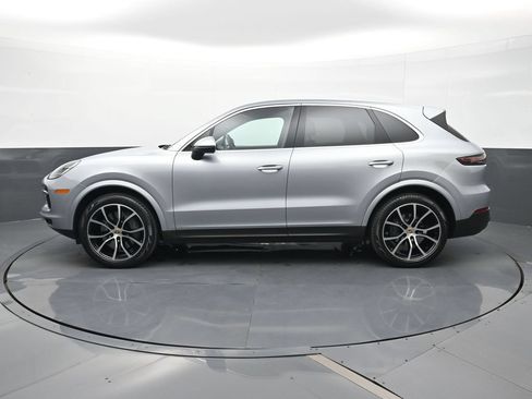 Certified 2020 Porsche Cayenne S AWD/4WD image 2