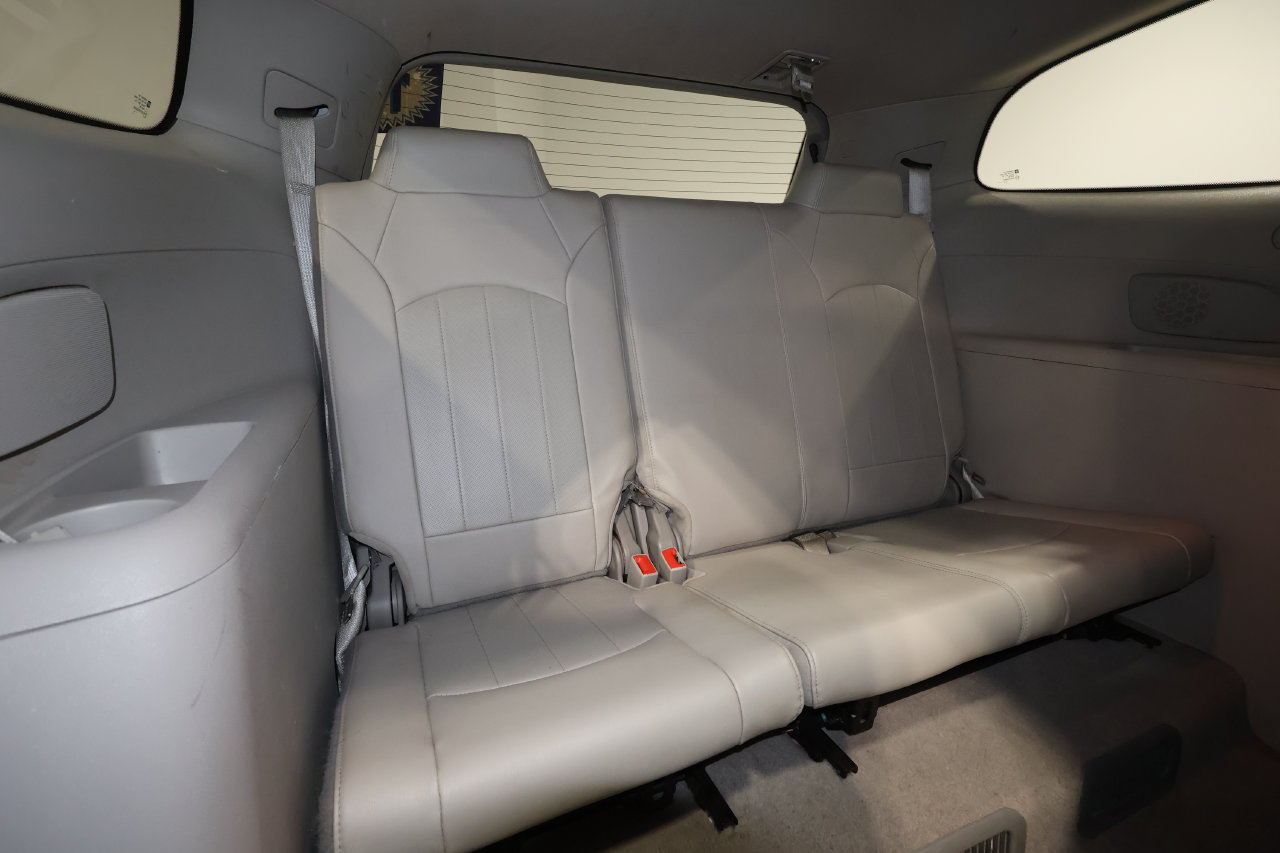 Used 2015 Buick Enclave Premium FWD image 18