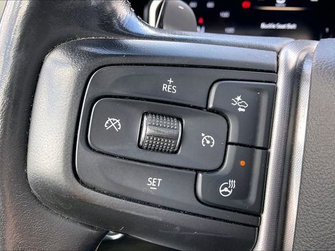 Used 2023 GMC Sierra 1500 SLT image 13